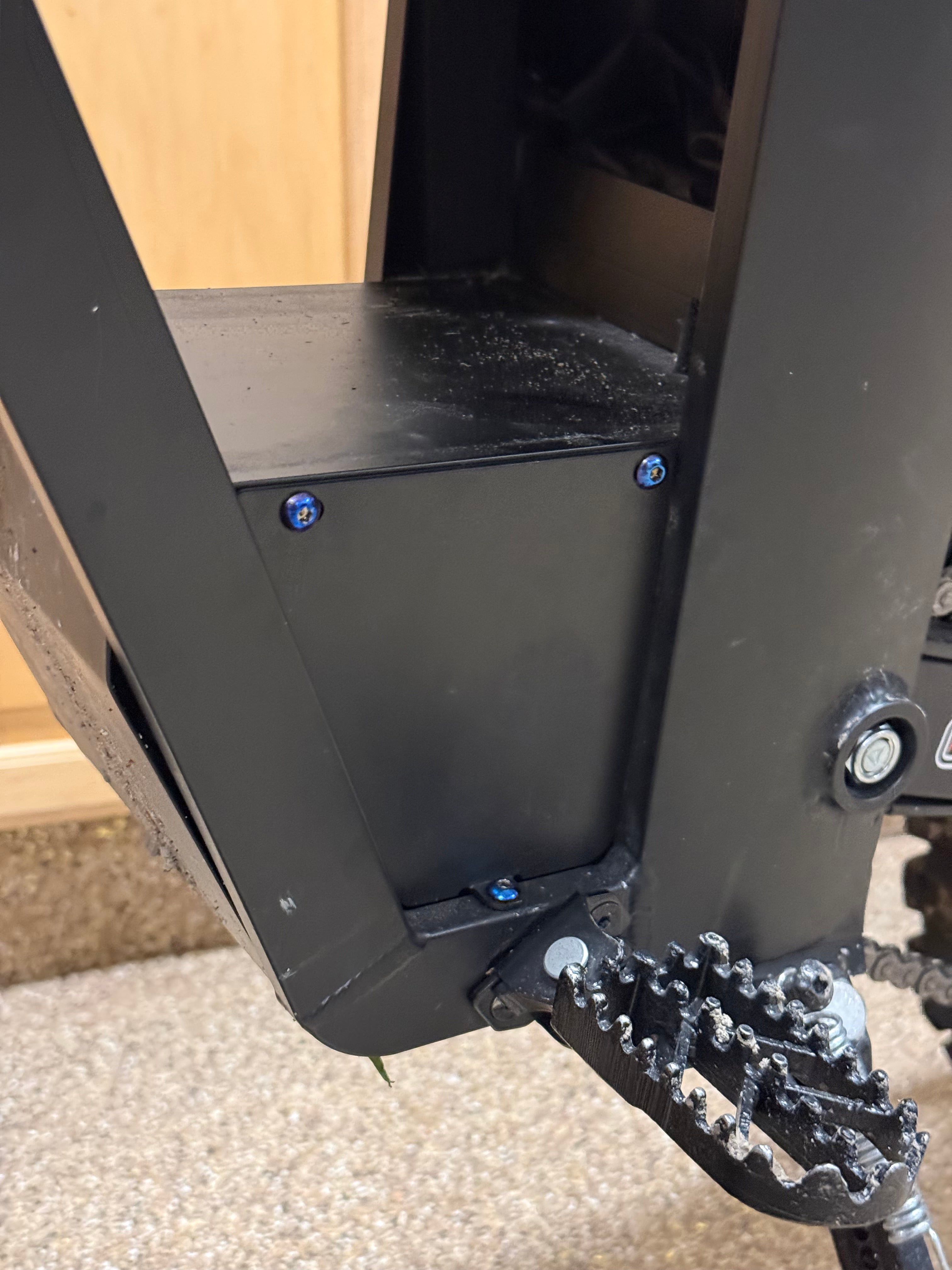 Titanium Motor Cover Bolts for Tuttio soleil 1 (Set of 3)